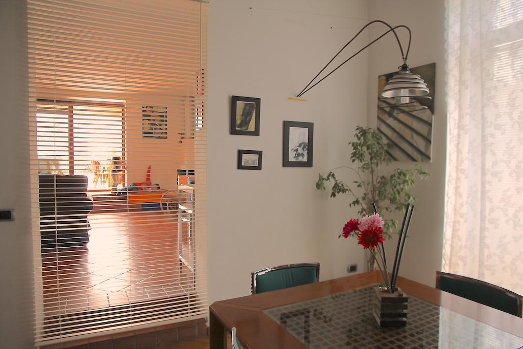 Apartamento La Certosa Nápoles Habitación foto